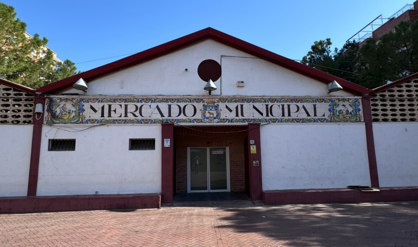 El Mercado de Los Pinos de Manises: Un Refugio de Frescura y Tradición