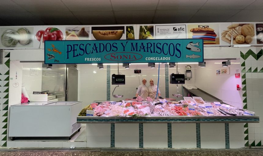 🐟🦐 Pescados y mariscos frescos en el Mercado Los Pinos de Manises